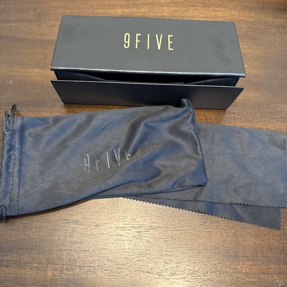 9Five Eyewear Sunglasses Hard Case Black Fold Over Magnetic Latch With Bag Cloth